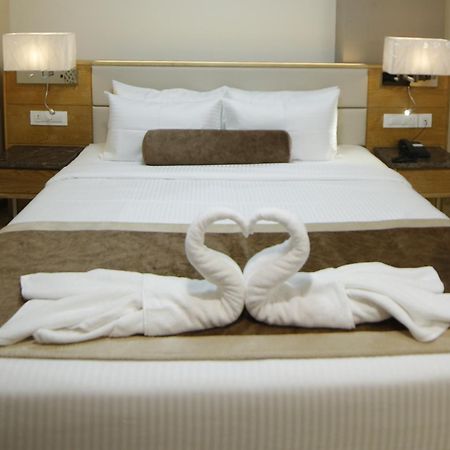 Hotel Annapurna De Royal Guntur Luaran gambar