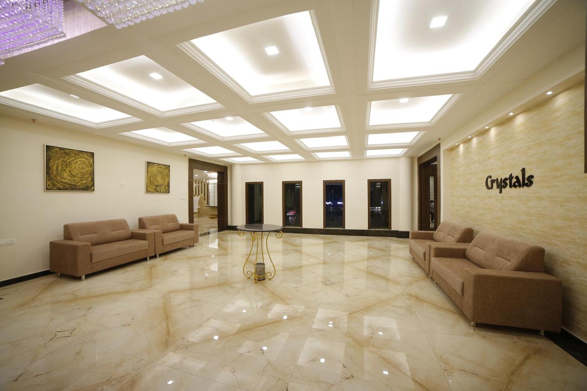 Hotel Annapurna De Royal Guntur Luaran gambar