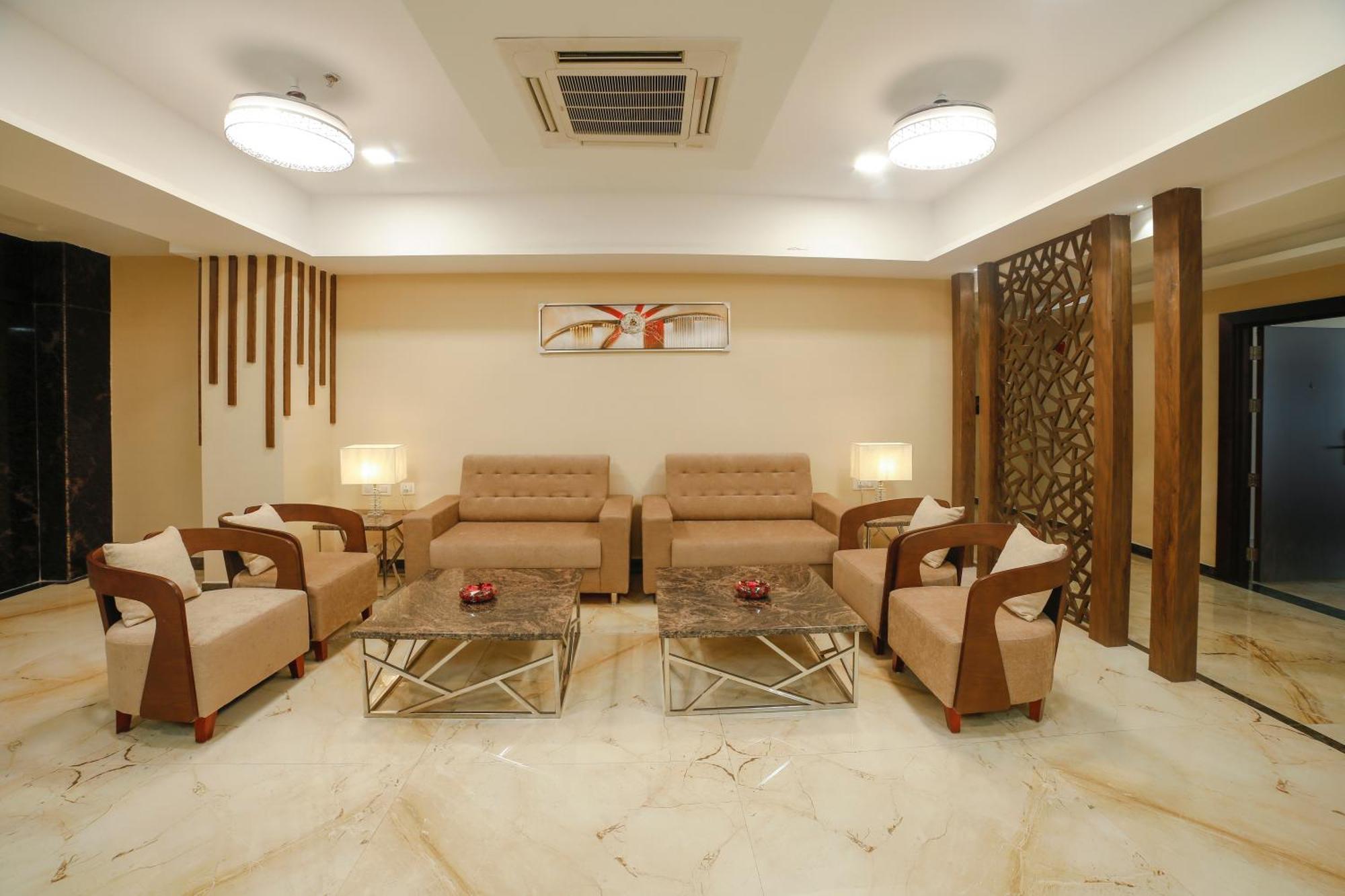Hotel Annapurna De Royal Guntur Luaran gambar