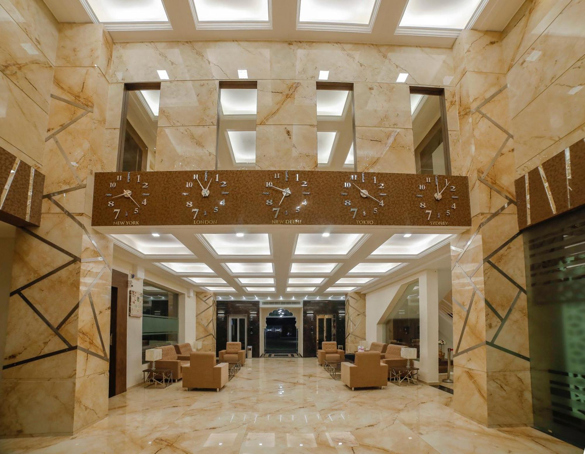 Hotel Annapurna De Royal Guntur Luaran gambar