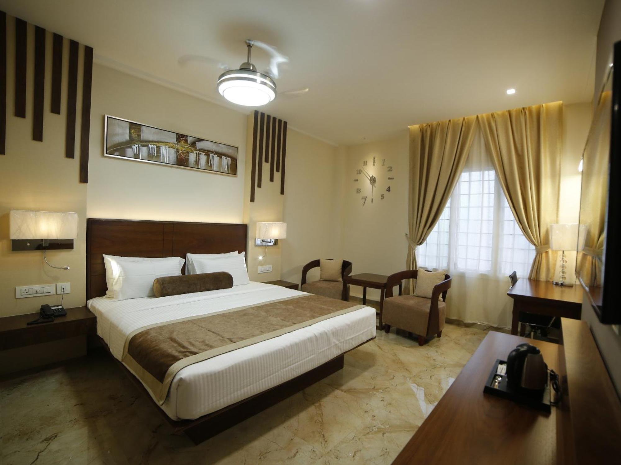Hotel Annapurna De Royal Guntur Luaran gambar